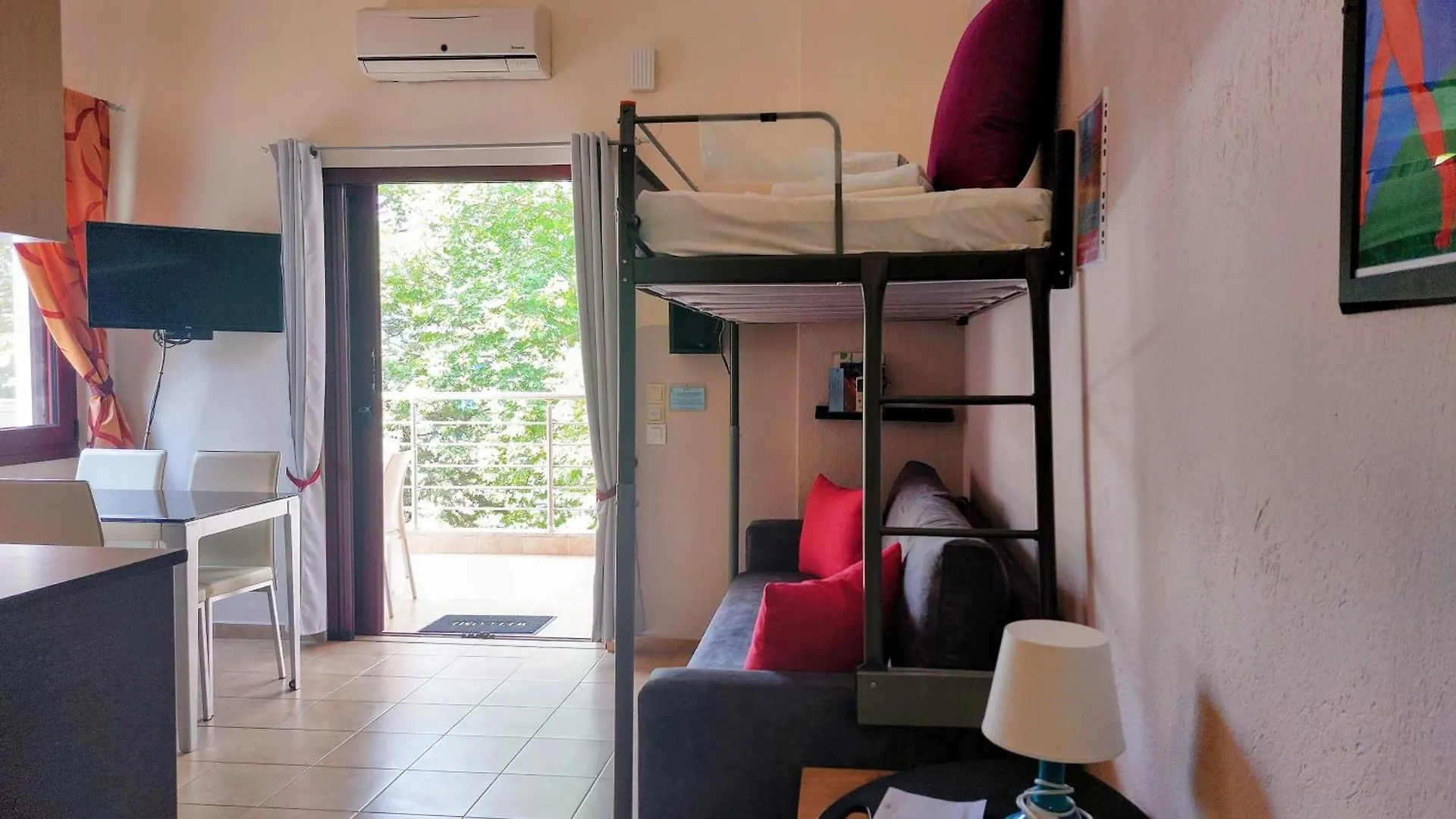 Yasoo Holiday Apartments Olympiada